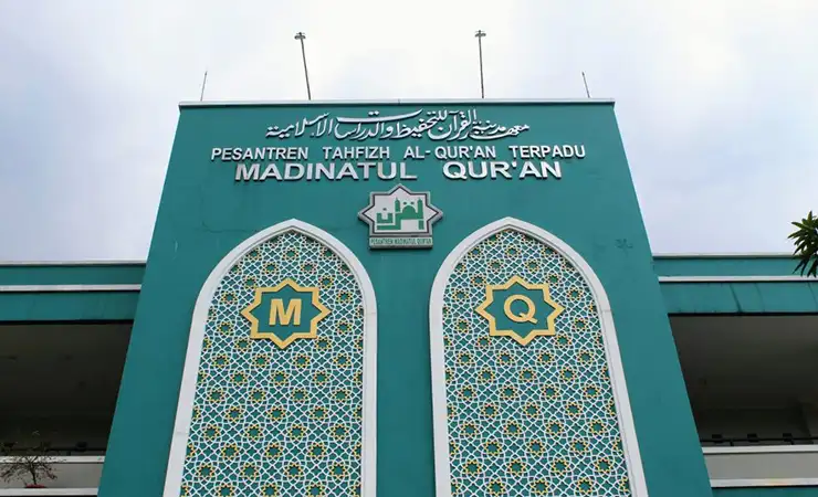 Program Pendidikan Pondok Pesantren Madinatul Qur'an