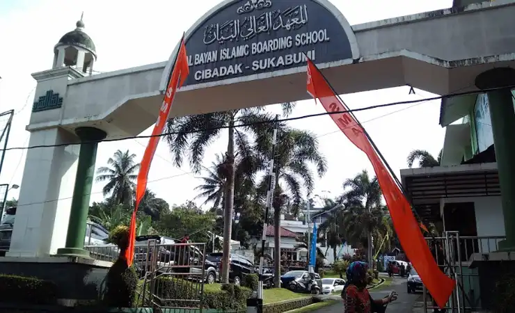 Biaya Masuk SMA Al Bayan Sukabumi Terbaru